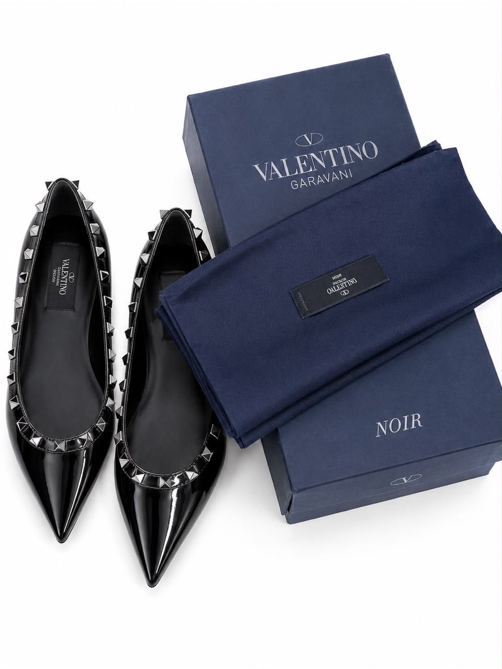 NWT Valentino Garavani Rockstud Black Patent Leather Pointed Toe Size 37